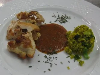 Aprikosenhähnchenfilet auf Pistazien-Couscoussalat - Rezept