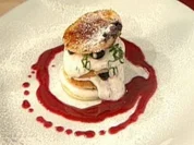 Lasagne vom Blaubeer-Buttermilch-Pfannekuchen a la Henssler - Rezept