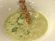 Sauerampfersuppe mit Kalbspießchen (Gotthilf Fischer) - Rezept