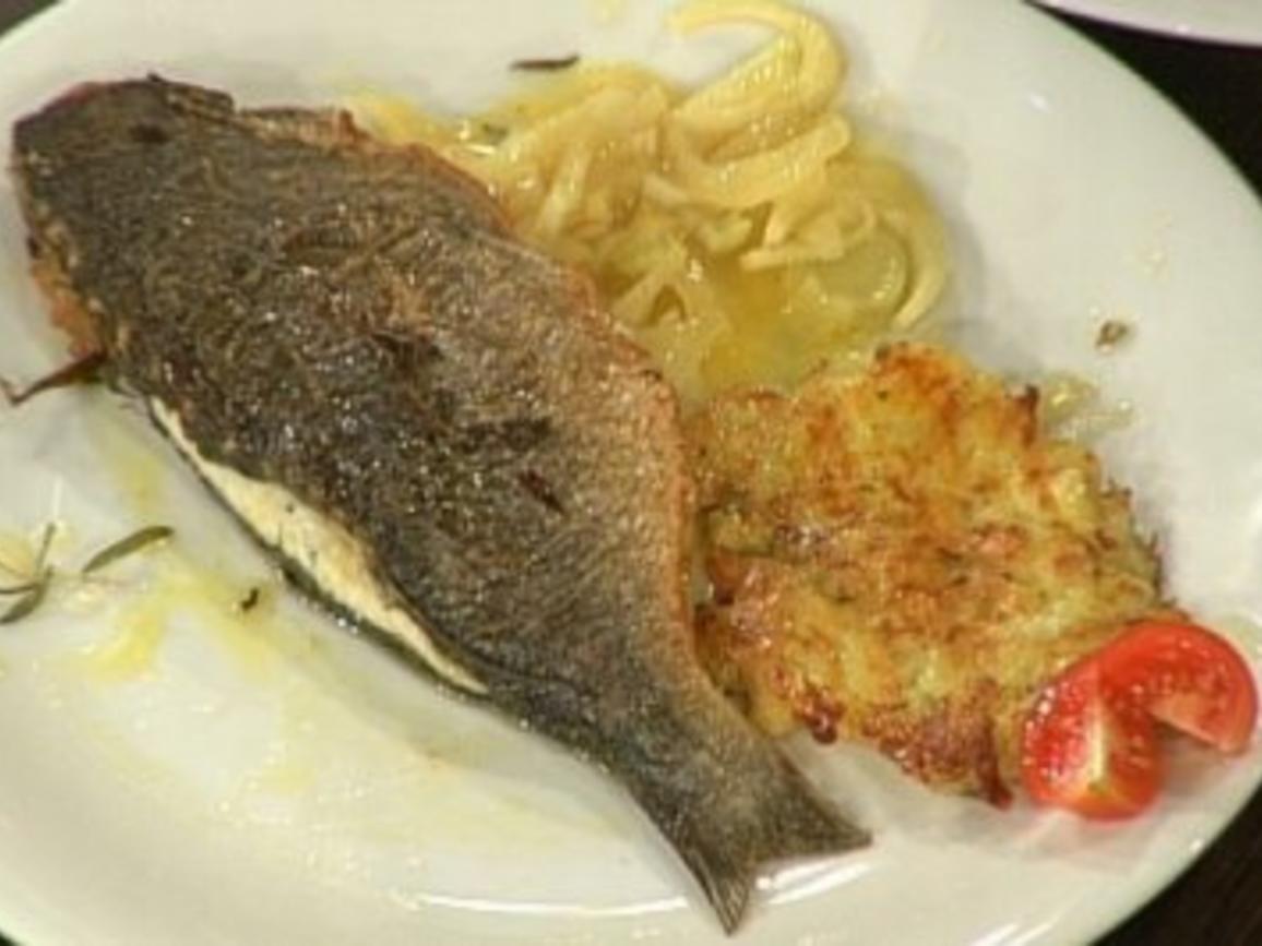 Gefüllte Seebrasse mit Fenchel und Kartoffel-Rosmarin-Plätzchen (Ralf ...