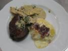 Rinderfilet an Kräuterseitlingsoße dazu Birnen- Kartoffelgratin - Rezept
