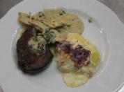 Rinderfilet an Kräuterseitlingsoße dazu Birnen- Kartoffelgratin - Rezept