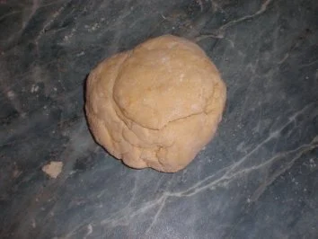 Tortellini selbstgemacht  mit Käsesoße s - Rezept