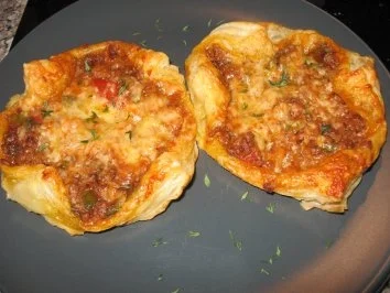 Rezept: Blätterteig-Kopenhagener mit Hackbolognese Bild Nr. 2 Blätterteig-Kopenhagener mit Hackbolognese - Rezept - Bild Nr. 2