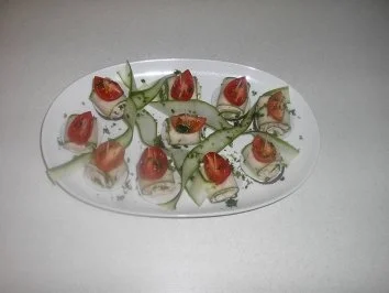 Gurkenröllchen mit Forellen - Meerrettichcreme - Rezept