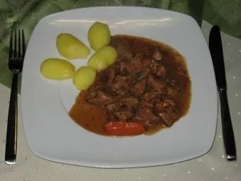 Rezept: Kalbsgulasch Kalbsgulasch - Rezept