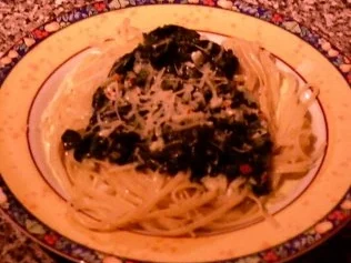 Rezept: Nudeln mit Spinat-Sahne-Sauce Nudeln mit Spinat-Sahne-Sauce - Rezept