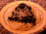 Nudeln mit Spinat-Sahne-Sauce - Rezept