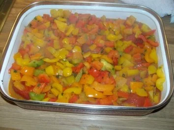 Rezept: Überbackene Paprikaschnitzel mit Schafskäse Bild Nr. 6 Überbackene Paprikaschnitzel mit Schafskäse - Rezept - Bild Nr. 6