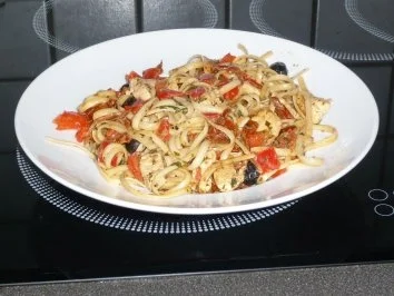 Bandnudeln mit Hähnchenbrust und get. Tomaten - Rezept - Bild Nr. 2
