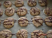 Rezept: Weihnachtsplätzchen : Lebkuchen-Makronen Weihnachtsplätzchen : Lebkuchen-Makronen - Rezept