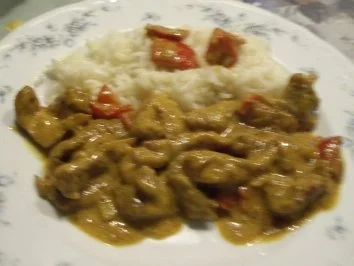 scharfes Curryfleisch mit Kokosmilch - Rezept