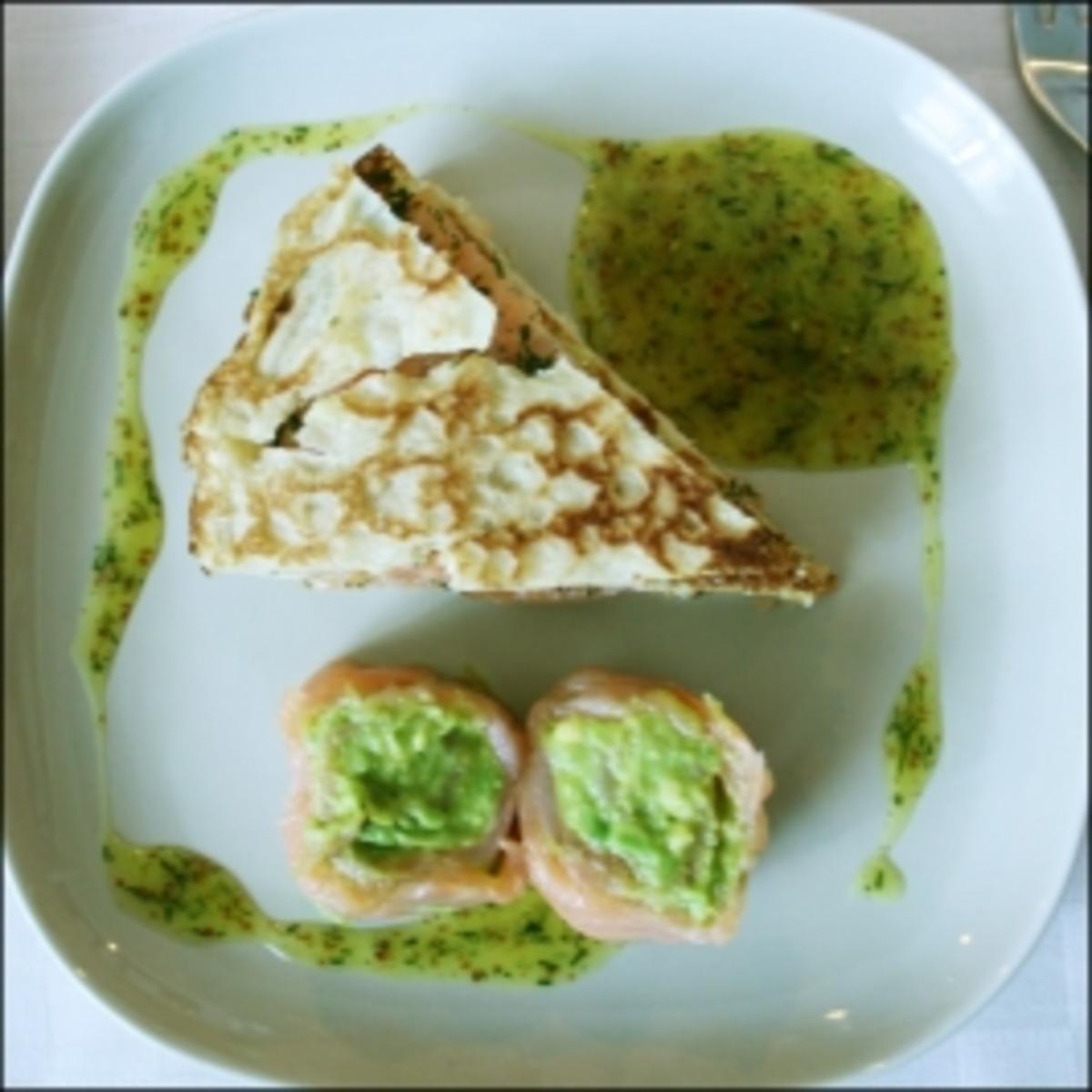 Bilder für Lachs-Crêpes mit Dijon-Senfcreme - Rezept