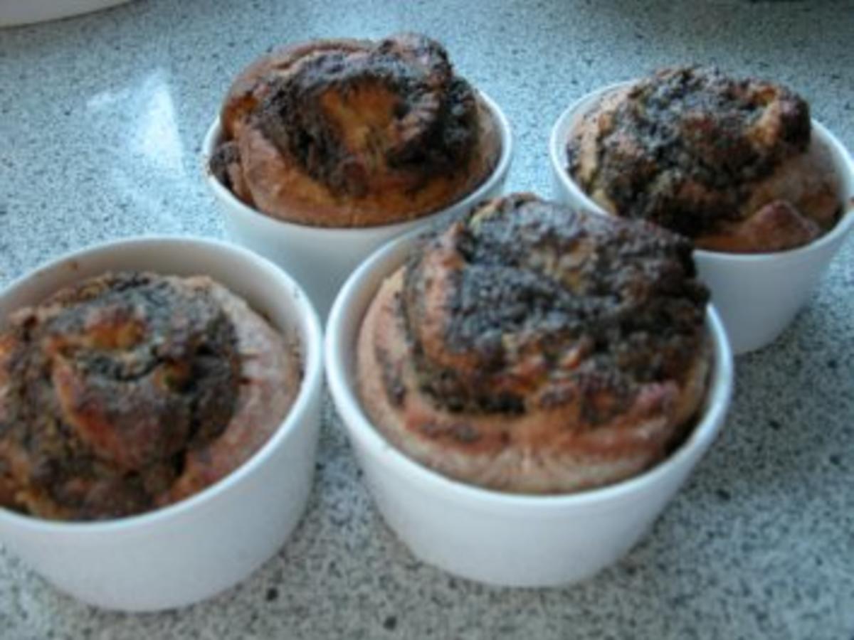 Marzipan-Mohn-Muffins - Rezept mit Bild - kochbar.de