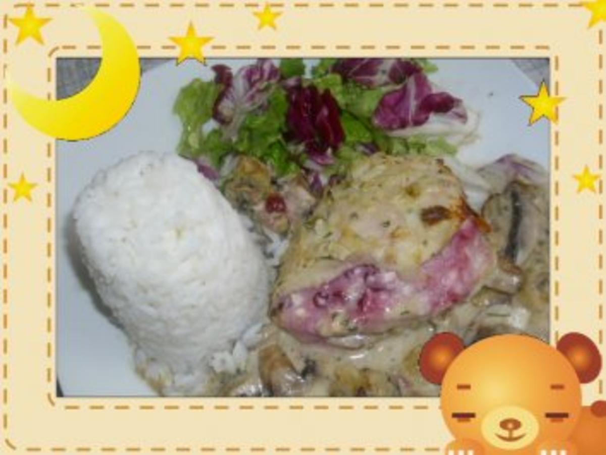 Champignon Sahne Hähnchen mit Preiselbeerfüllung - einfach - 103 kcal/100g