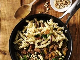 Rezept: Spicy Mangold Spiralnudeln Spicy Mangold Spiralnudeln - Rezept