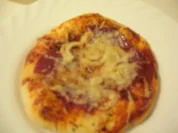 Pizzachen mit 2 unterschiedlichen Belägen - Rezept