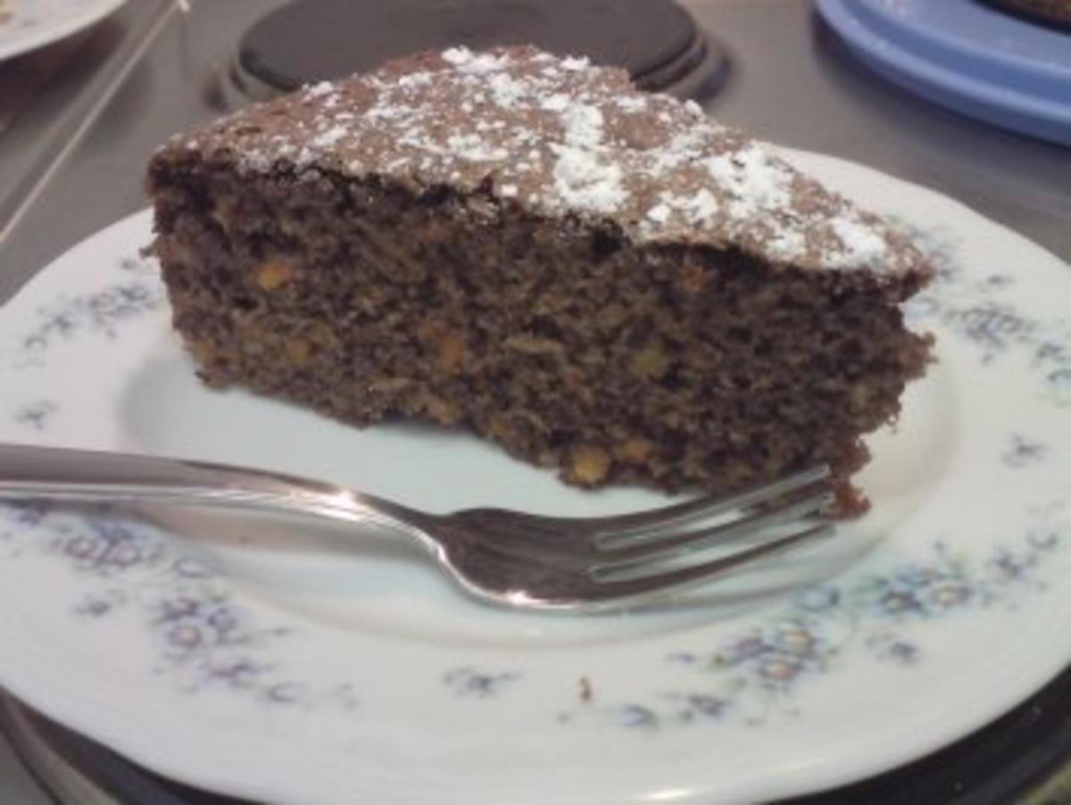 Karotten-Nuss-Schoko-Kuchen - Rezept