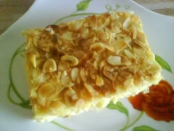 Rezept: Bienenstich Bild Nr. 2 Bienenstich - Rezept - Bild Nr. 2