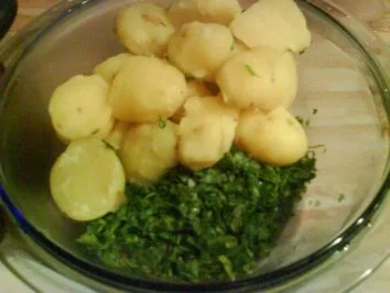 Kartoffel -Hackfleisch Auflauf mit Béchamel-Sauce nach orientalischer Art - Rezept - Bild Nr. 4