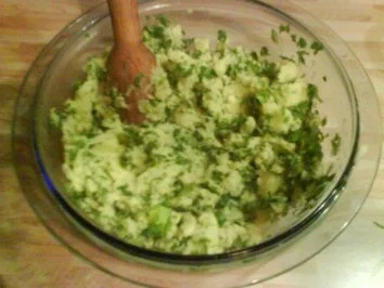 Kartoffel -Hackfleisch Auflauf mit Béchamel-Sauce nach orientalischer Art - Rezept - Bild Nr. 5