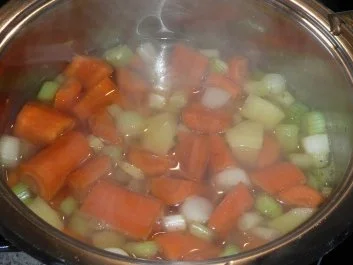 Eintopf: Kartoffel-Möhrentopf - Rezept - Bild Nr. 2