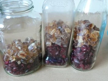 Cranberry-Likör mit Tonkabohne - Rezept - Bild Nr. 3