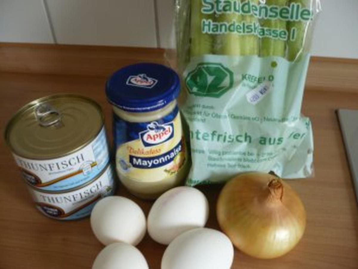 Staudenselleriesalat mit Thunfisch - Rezept - Bild Nr. 2