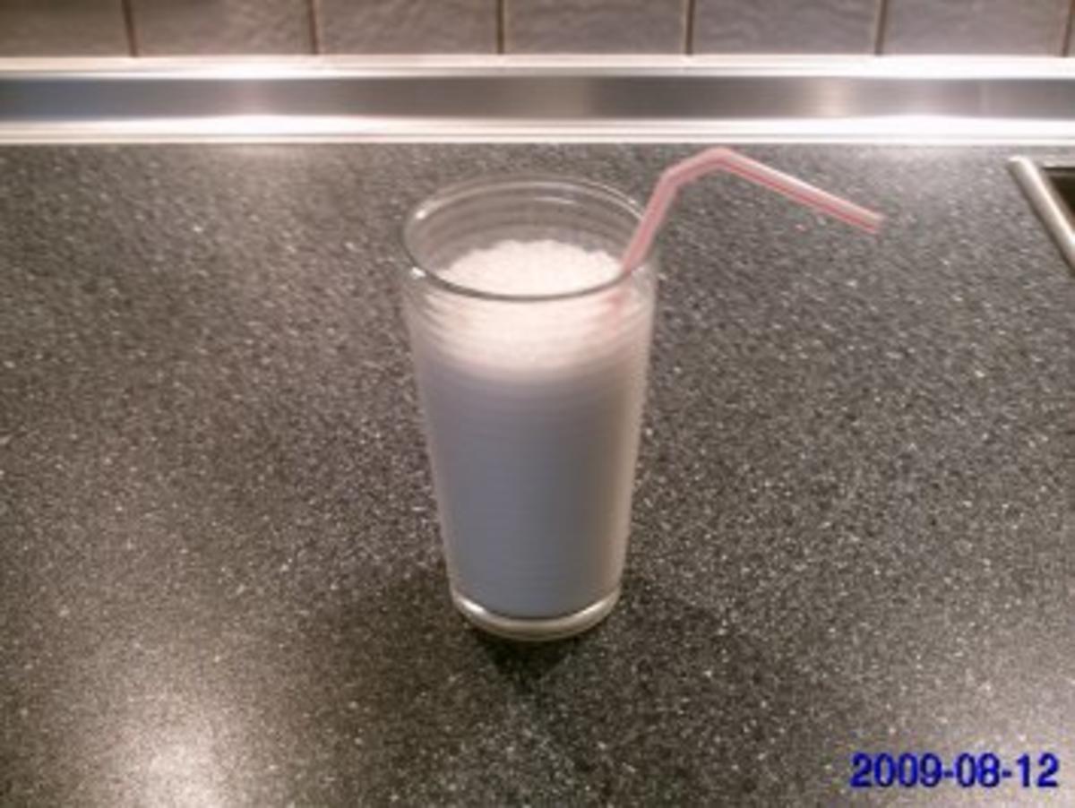 GETRÄNKE:Vanille-Milch-Shake - Rezept - Bild Nr. 2