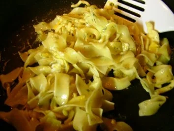 gebratene Nudeln mit Ei - Rezept - Bild Nr. 5