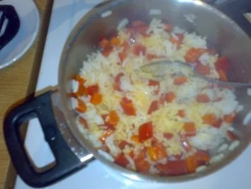 Rotbarschfilet mit Meerrettichsauce und Paprikareis - Rezept - Bild Nr. 5