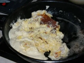 Rezept: Kaiser-Schmarrn Bild Nr. 4 Kaiser-Schmarrn - Rezept - Bild Nr. 4