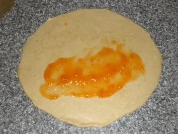 Rezept: Südtiroler Marmeladekrapfen Bild Nr. 3 Südtiroler Marmeladekrapfen - Rezept - Bild Nr. 3