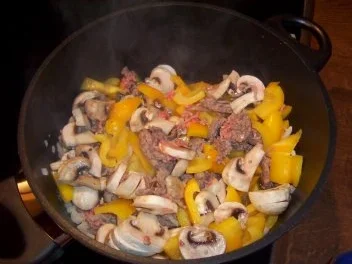 Gaby´s Gorgonzola-Hackfleischtöpfle - Rezept - Bild Nr. 2