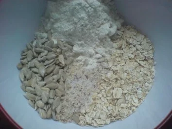 Rezept: Brot - Knäckebrot Bild Nr. 2 Brot - Knäckebrot - Rezept - Bild Nr. 2