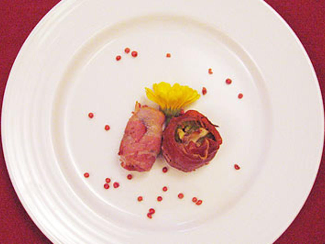 Datteln und Feigen im Speckmantel gefüllt mit Ziegenkäse - einfach ...