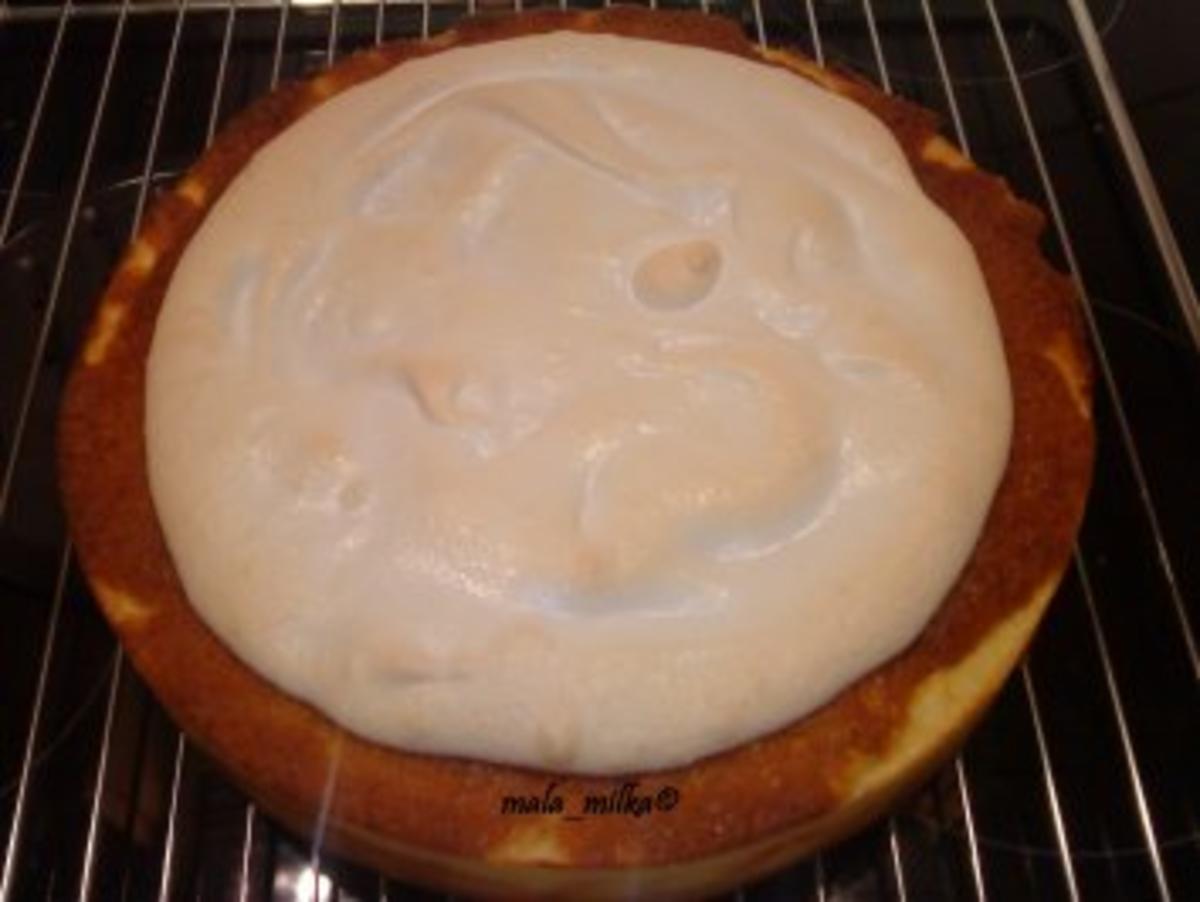Pfirsich - Quark - Torte mit Baiser - Rezept
