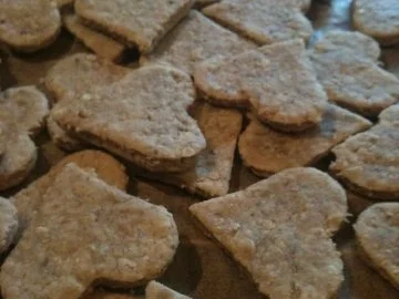 Rezept: Hundekekse mit Thunfisch Bild Nr. 3 Hundekekse mit Thunfisch - Rezept - Bild Nr. 3