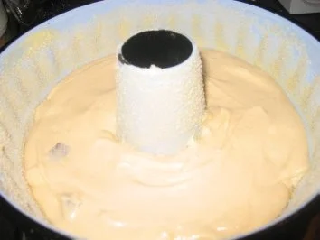 Rezept: Backwaren: Orangen Napfkuchen mit Licor de Naranjas Bild Nr. 6 Backwaren: Orangen Napfkuchen mit Licor de Naranjas - Rezept - Bild Nr. 6