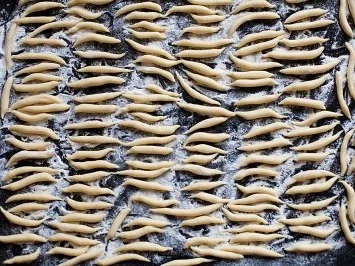 Rezept: Trofiepasta mit Ingwer-Zimt-Zitronensauce Bild Nr. 3 Trofiepasta mit Ingwer-Zimt-Zitronensauce - Rezept - Bild Nr. 3