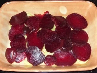 Rezept: Vegetarisches - Kartoffel-Auflauf mit Roter Bete und anderem Gemüse Bild Nr. 2 Vegetarisches - Kartoffel-Auflauf mit Roter Bete und anderem Gemüse - Rezept - Bild Nr. 2