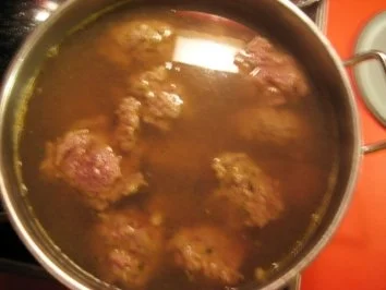 Rezept: LEBERKNÖDEL - SUPPE Bild Nr. 2 LEBERKNÖDEL - SUPPE - Rezept - Bild Nr. 2