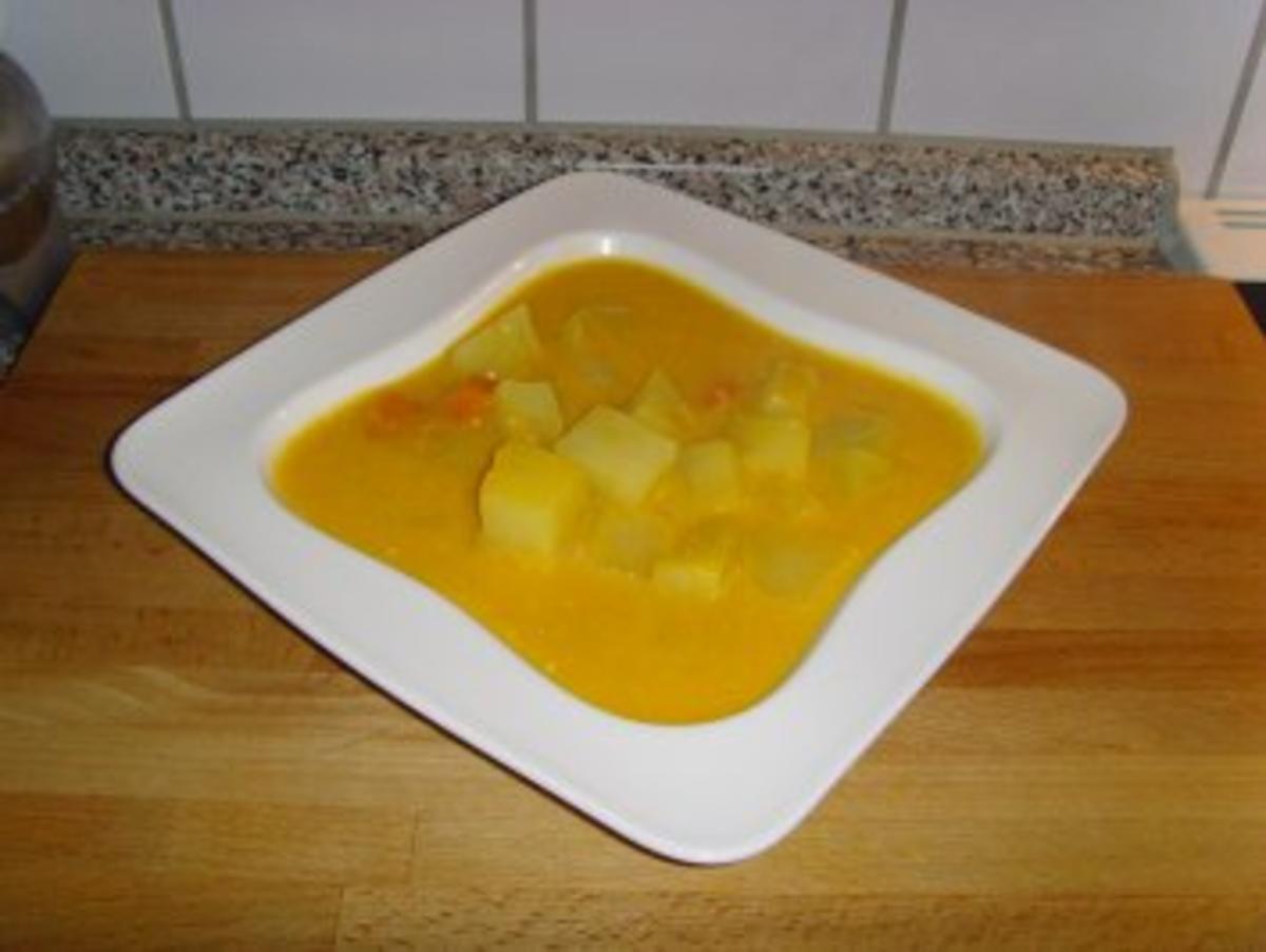 Kürbis / Kohlrabi Suppe - Rezept - Bild Nr. 3