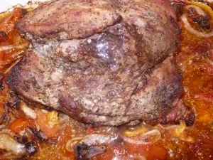 Rezept: Pizzakatzes Schweinekrustenbraten auf Gemüsebett Bild Nr. 5 Pizzakatzes Schweinekrustenbraten auf Gemüsebett - Rezept - Bild Nr. 5
