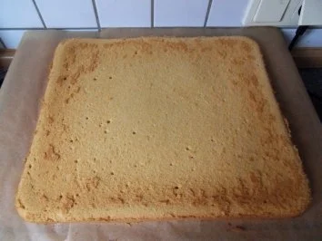 Rezept: Geburtstagskuchen mit Eisenbahn für Kinder Bild Nr. 5 Geburtstagskuchen mit Eisenbahn für Kinder - Rezept - Bild Nr. 5