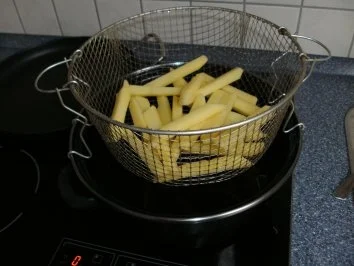 Pommes selbstgemacht - ein Genuss !!! - Rezept - Bild Nr. 3