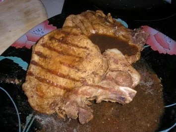 Schweinekoteletts mit Honig - Rezept