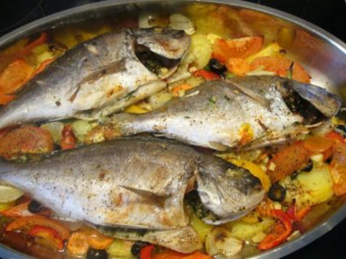 Fisch Dorade auf Gemüse im Backofen - von Pirlepalle