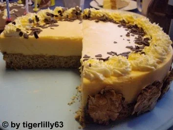 Rezept: Eierlikör-Mousse-Torte Bild Nr. 2 Eierlikör-Mousse-Torte - Rezept - Bild Nr. 2