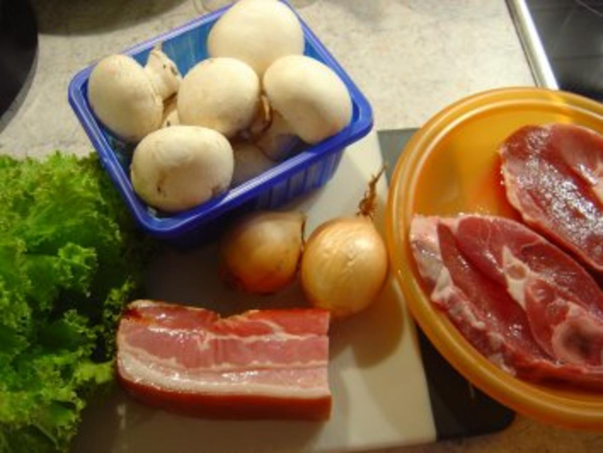Lammkeulenscheiben mit Bacon-Pilzen und Rosmarin-Kartoffeln... - Rezept - Bild Nr. 3